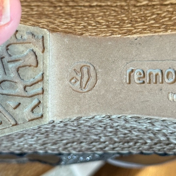 Remonte | Silver Open Toe Summer Sling Back Wedge Sandals, Size 10 - Picture 8 of 10